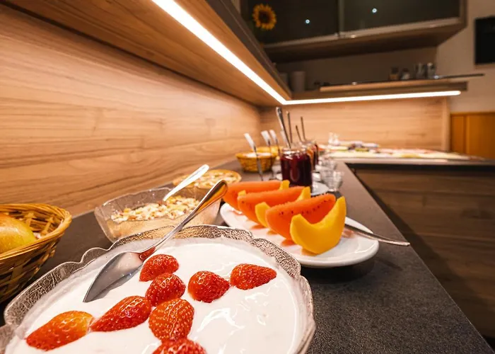 Phonix Guest house 2*